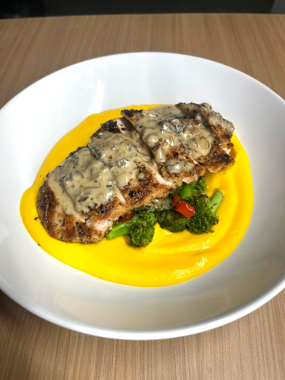 Chicken steak at Le Rouge Café